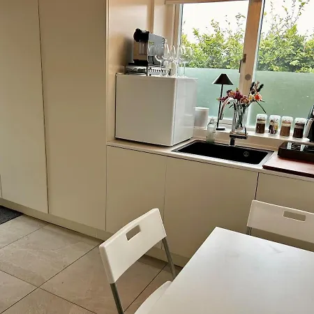 Villa Spacious Family Retreat With Garden & Patio *