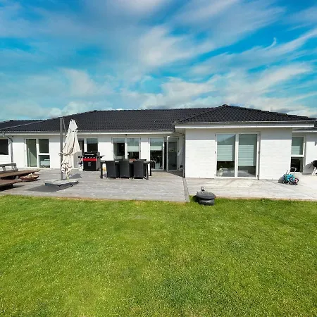 Villa New Near Rosengard, City, E20 & Congress C