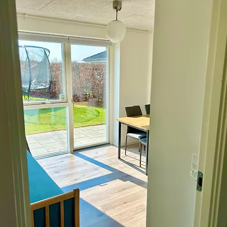 Spacious Family Retreat With Garden & Patio Villa Odense